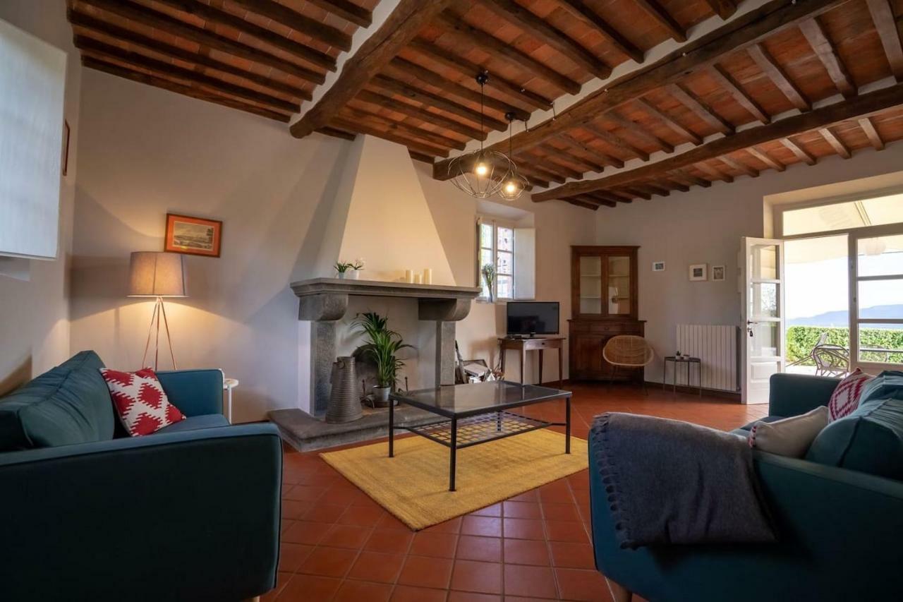 Ampio Appartamento Completamente Rinnovato Con Vista E Piscina Lucca Luaran gambar