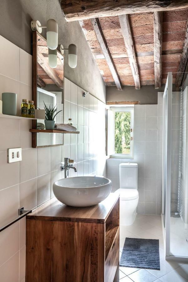 Ampio Appartamento Completamente Rinnovato Con Vista E Piscina Lucca Luaran gambar